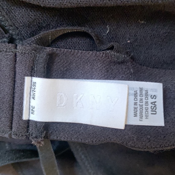 🌹DKNY• 2 New Ultra Soft Seamless Mesh Adjustable Designer Black Bralettes - Picture 7 of 11